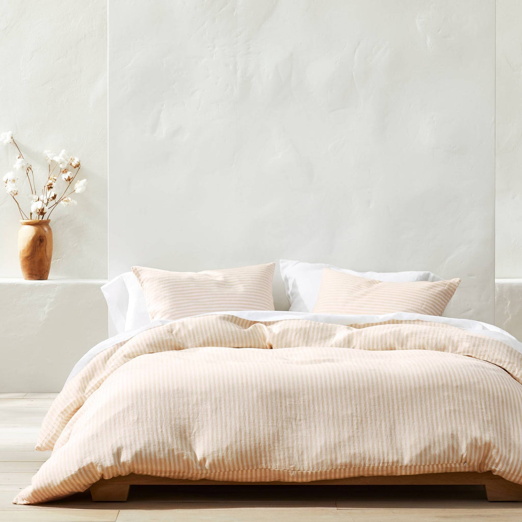 White/Natural Stripe Duvet and Sham Set A9313