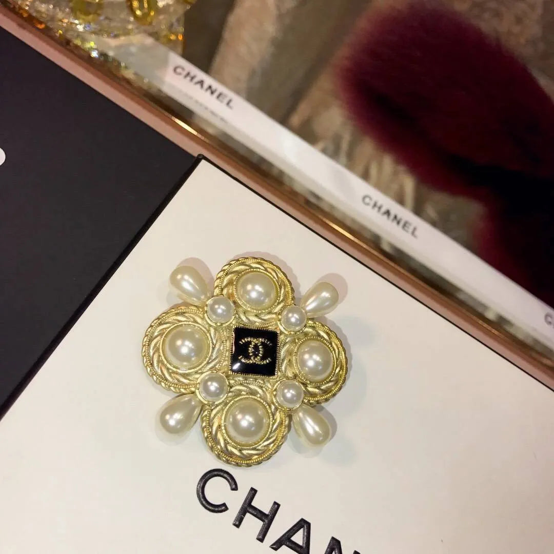 Jewelry D1775