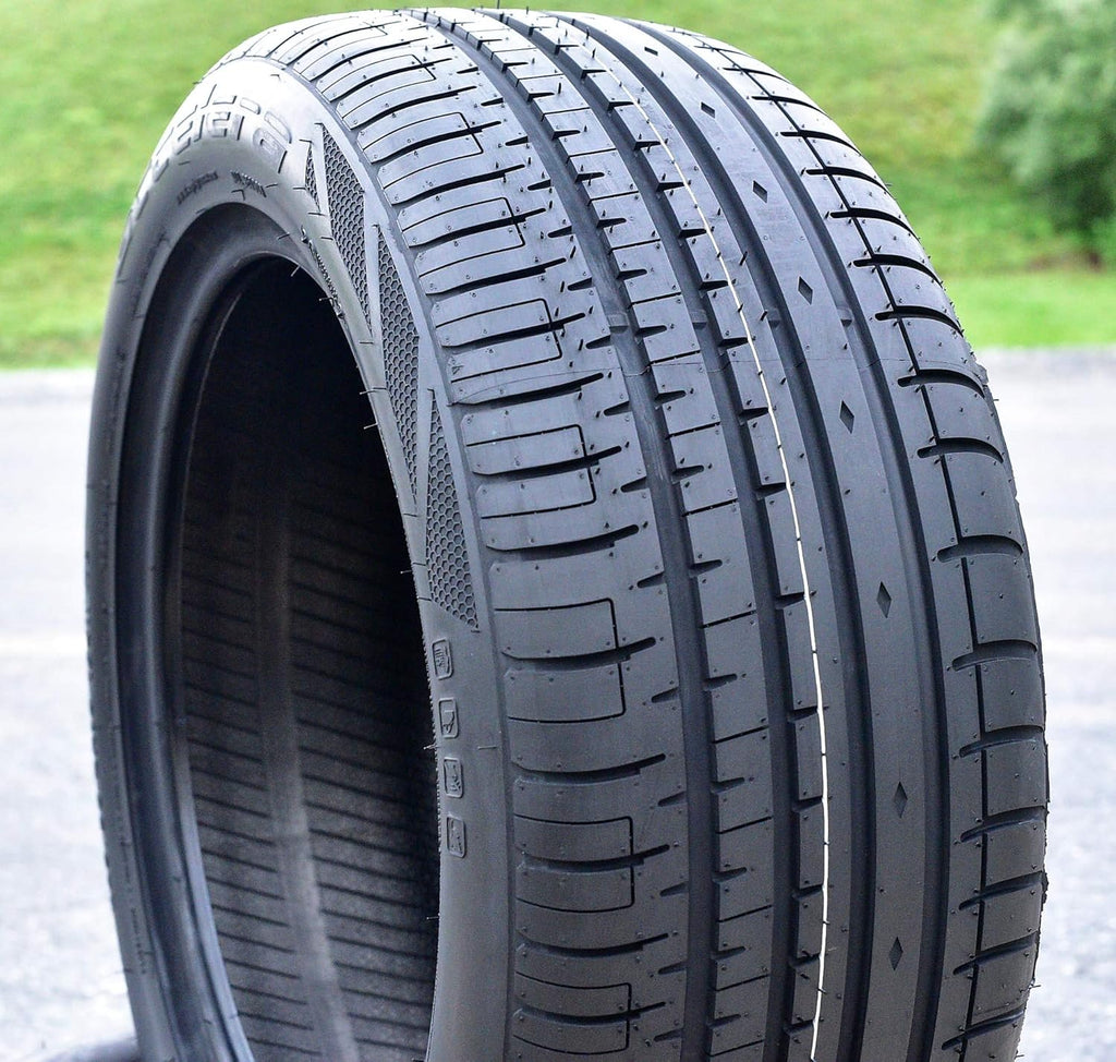 Set of 4 All-Season High Performance Radial Tires 245/35R18 C722