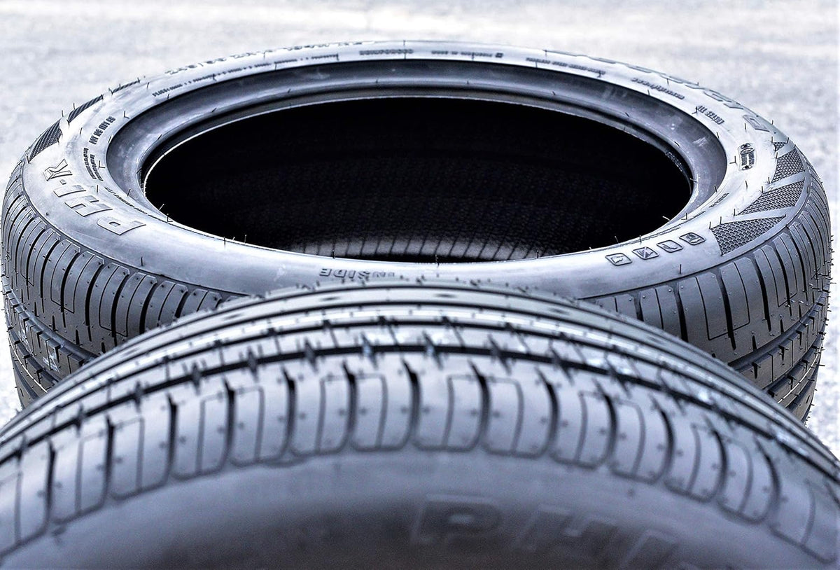 Set of 4 All-Season High Performance Radial Tires 245/35R18 C722