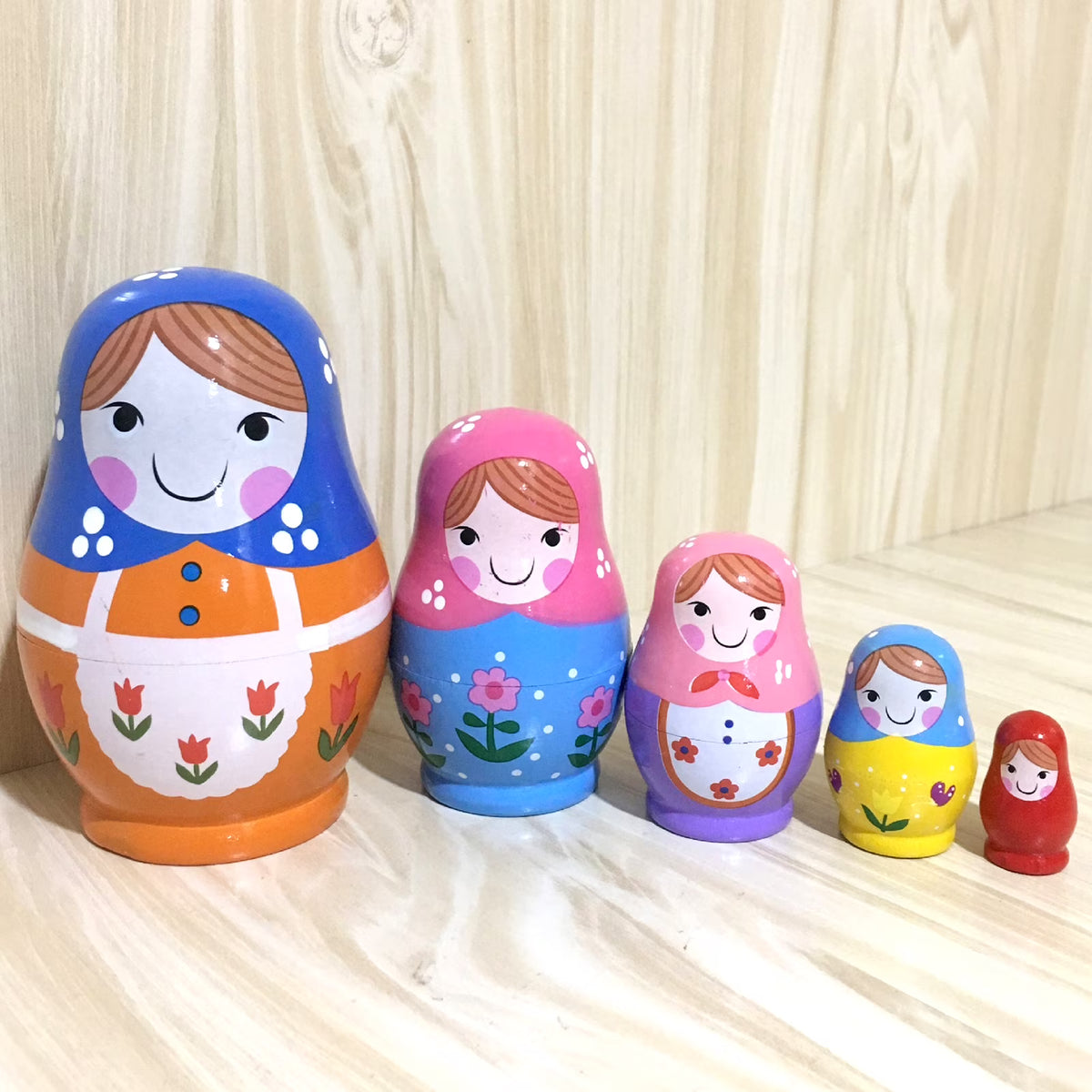 5-piece Russian Matryoshka Wooden Doll Toy P3820