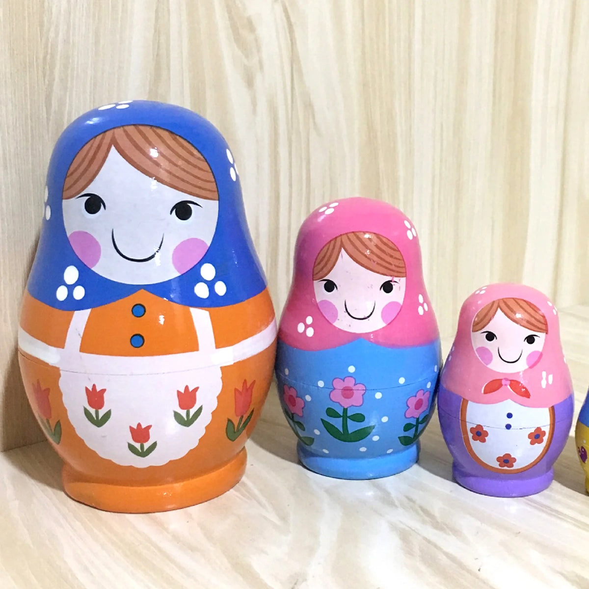 5-piece Russian Matryoshka Wooden Doll Toy P3820