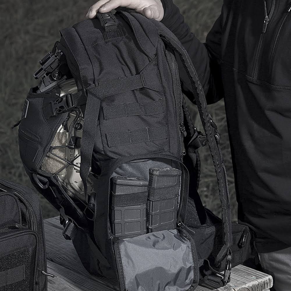 Coyote Full Size Duty Pack with Helmet Carry U509307