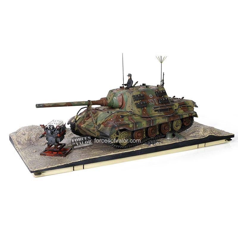 1/32 Scale Sd.Kfz. 186 Jagdtiger Model D37952
