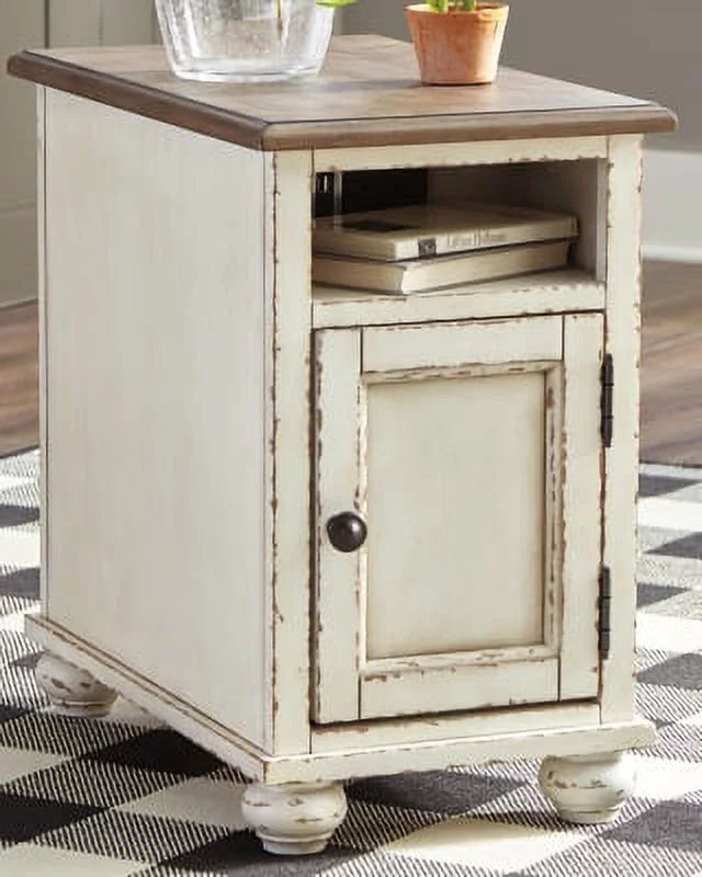 Traditional Chairside End Table A194166