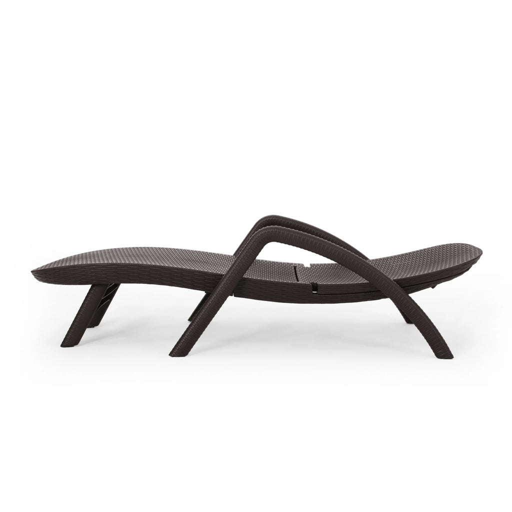 Dark Brown Faux Wicker Chaise Lounges Set of 2 O79167