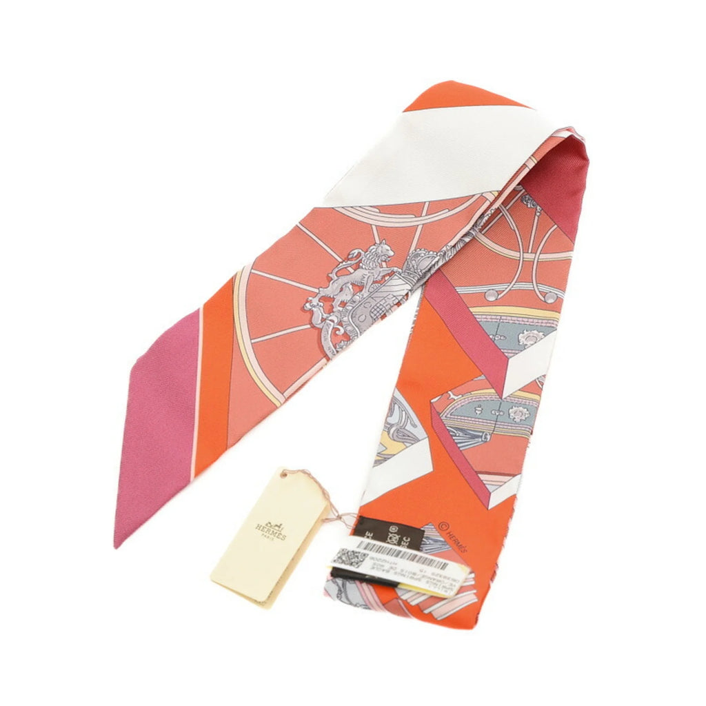Pre-Owned 100% Silk Scarf C9384