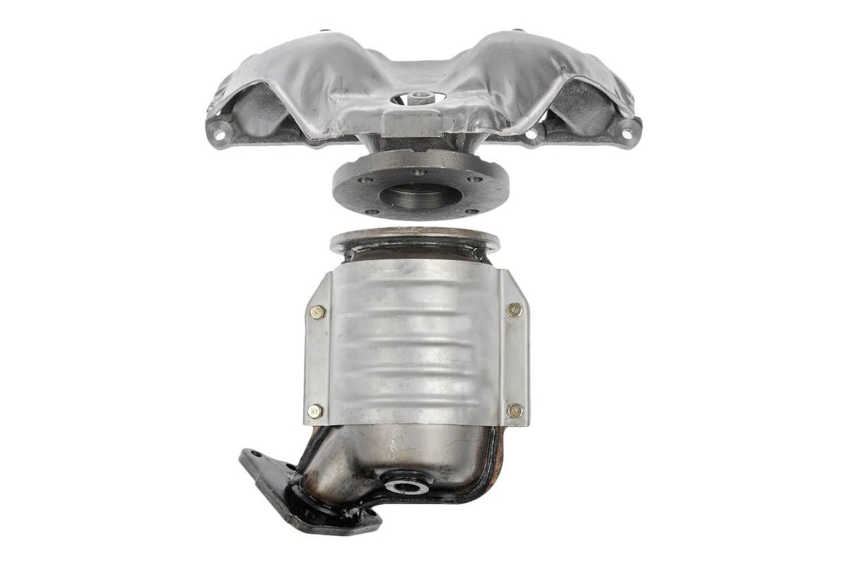 Catalytic Converter with Integrated Exhaust Manifold G975970