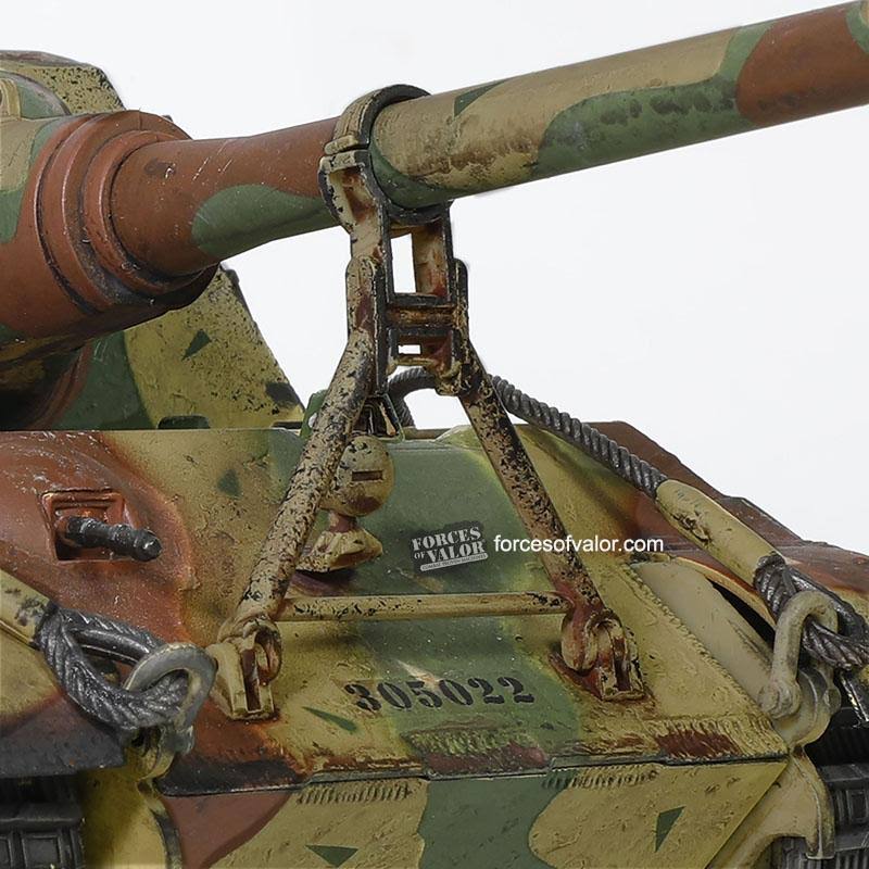 1/32 Scale Sd.Kfz. 186 Jagdtiger Model D37952