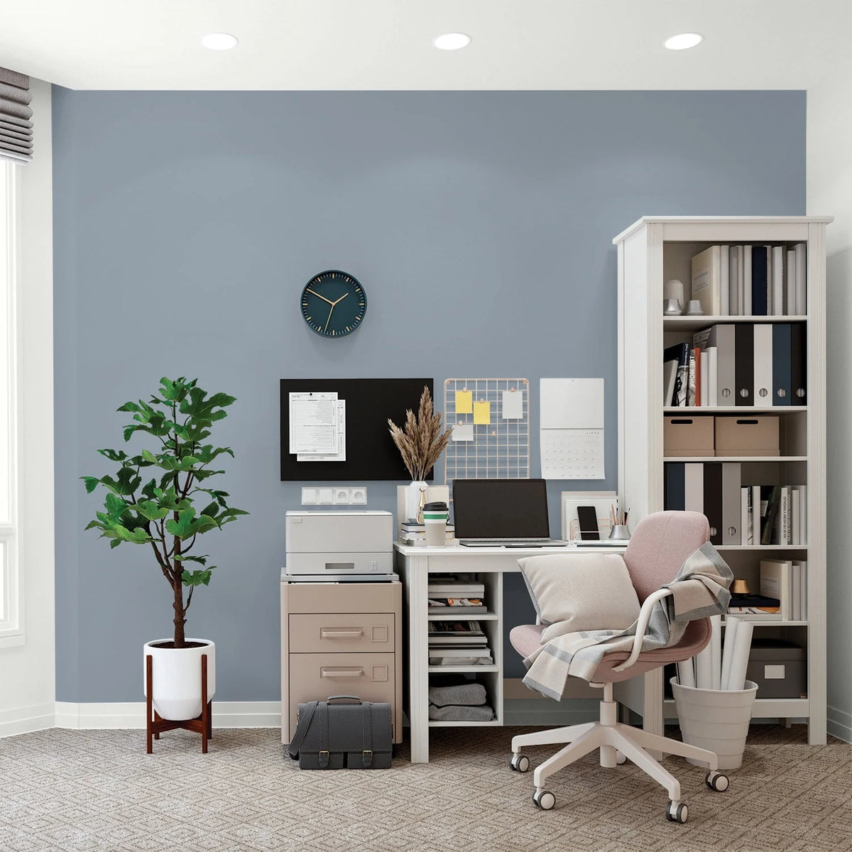 Flat Gray Interior Paint 1 Gallon A49425
