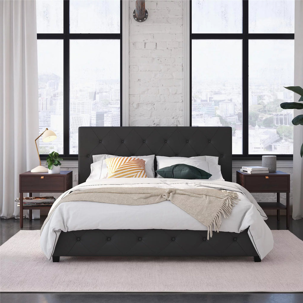 Queen Gray Faux Leather Upholstered Platform Bed V6554