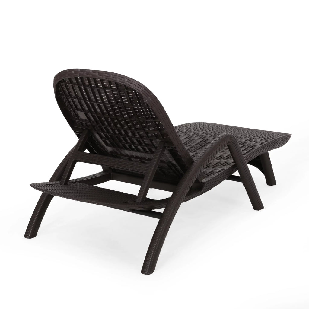 Dark Brown Faux Wicker Chaise Lounges Set of 2 O79167