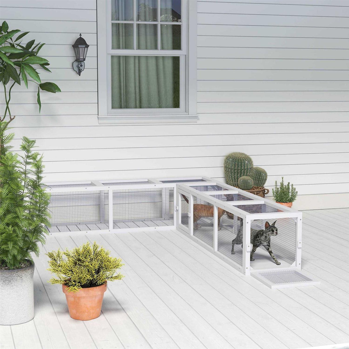 Extendable Wooden Outdoor Cat Tunnel U5021